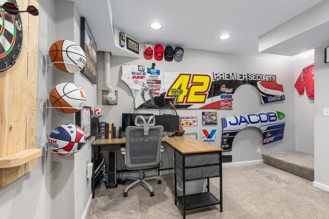 130 Irving Road 2, Middleville Vlg, MI 49333
