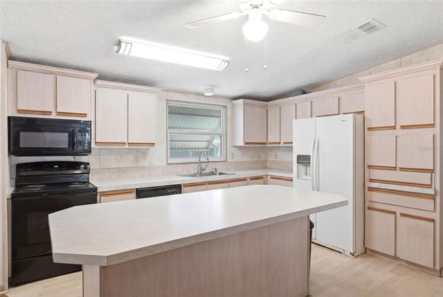 15439 BROOKRIDGE BOULEVARD, Brooksville, FL 34613