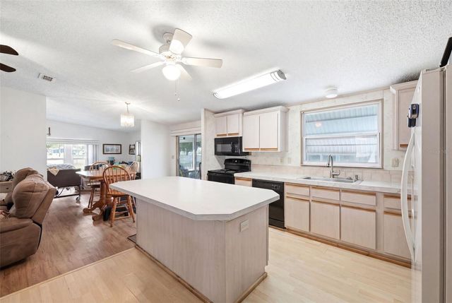 15439 BROOKRIDGE BOULEVARD, Brooksville, FL 34613