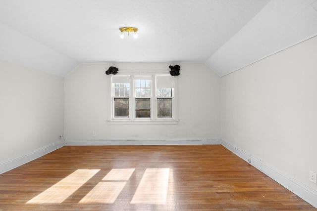810 3rd St SE, Minot, ND 58701