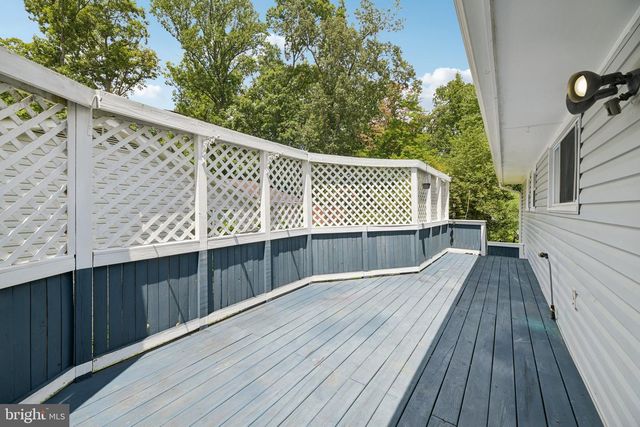 3004 JAMESTOWN CT, Woodbridge, VA 22192