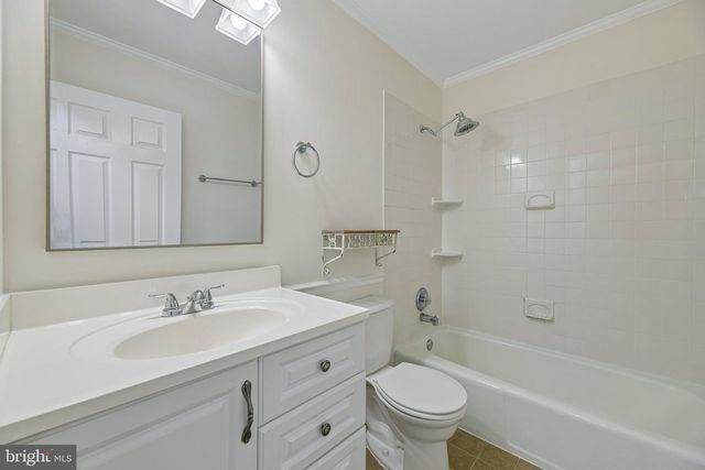 3004 JAMESTOWN CT, Woodbridge, VA 22192