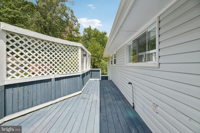 3004 JAMESTOWN CT, Woodbridge, VA 22192