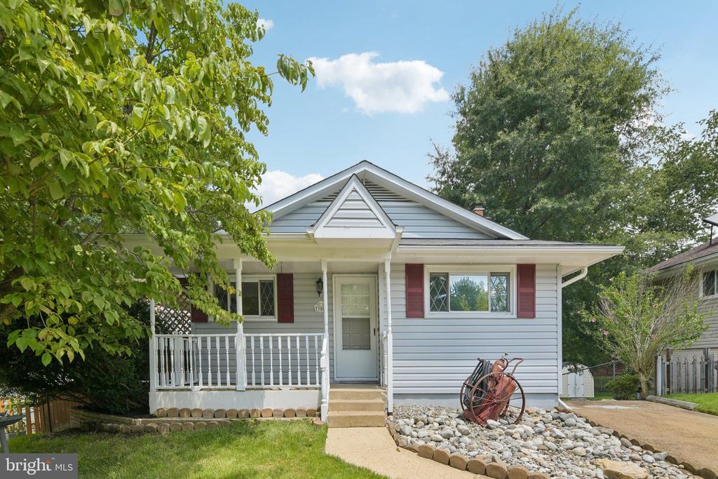 3004 JAMESTOWN CT, Woodbridge, VA 22192