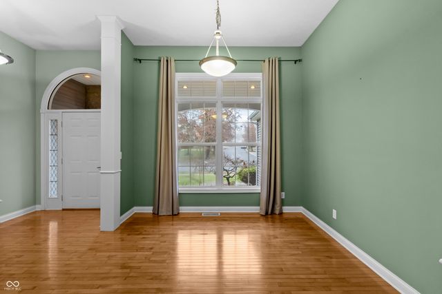 3901 Terrace Woods Drive, Columbus, IN 47201