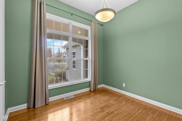 3901 Terrace Woods Drive, Columbus, IN 47201