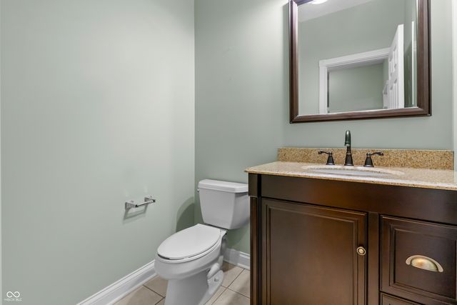 3901 Terrace Woods Drive, Columbus, IN 47201