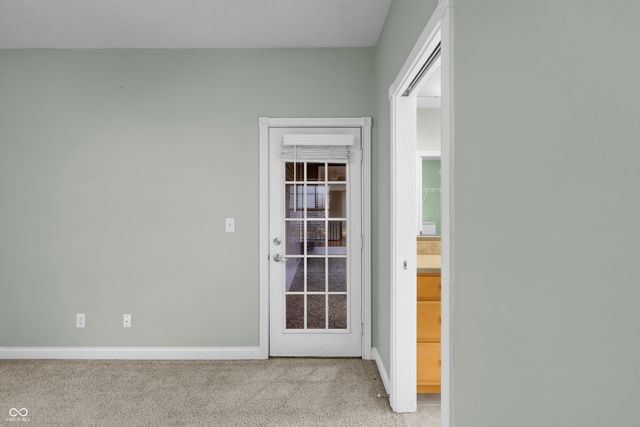 3901 Terrace Woods Drive, Columbus, IN 47201