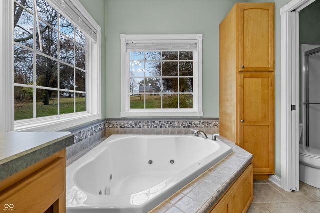 3901 Terrace Woods Drive, Columbus, IN 47201