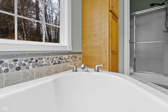 3901 Terrace Woods Drive, Columbus, IN 47201