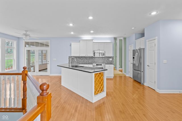 3901 Terrace Woods Drive, Columbus, IN 47201