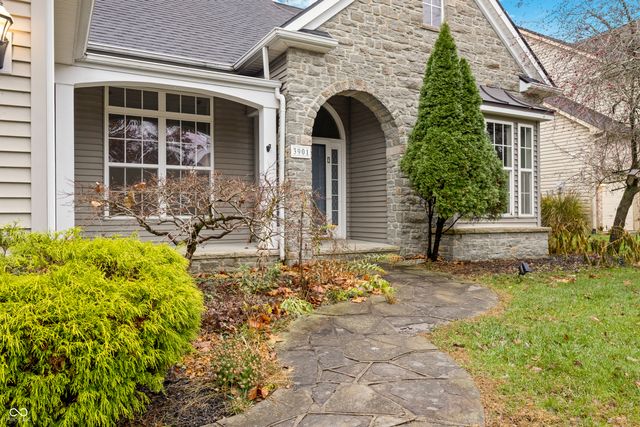 3901 Terrace Woods Drive, Columbus, IN 47201
