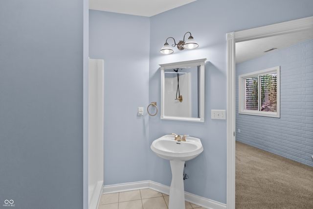 3901 Terrace Woods Drive, Columbus, IN 47201