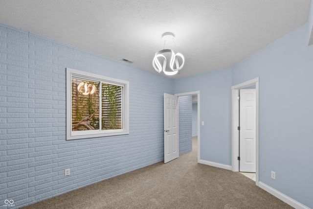 3901 Terrace Woods Drive, Columbus, IN 47201