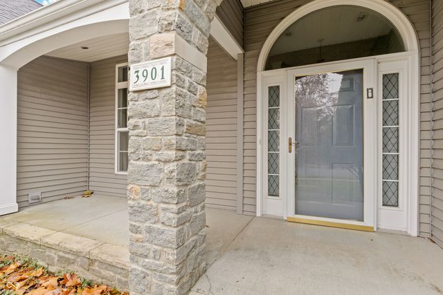 3901 Terrace Woods Drive, Columbus, IN 47201