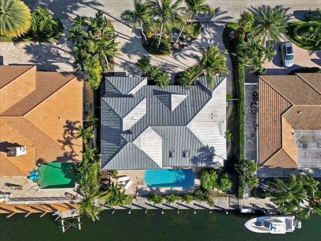 4231 NE 23rd Terrace, Lighthouse Point, FL 33064