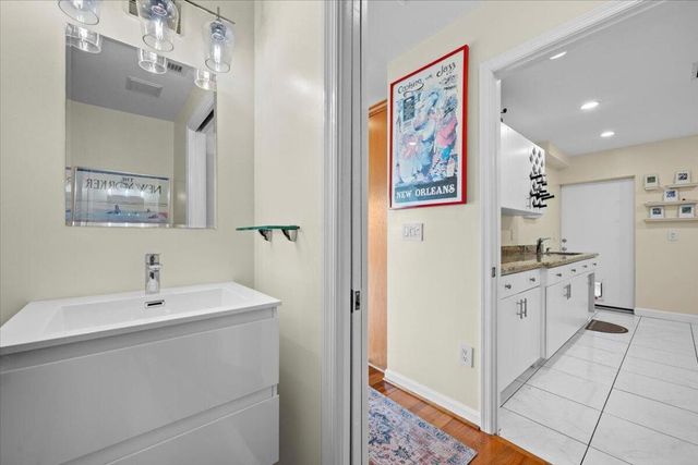 4231 NE 23rd Terrace, Lighthouse Point, FL 33064