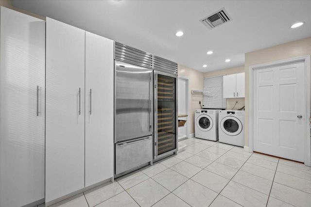 4231 NE 23rd Terrace, Lighthouse Point, FL 33064