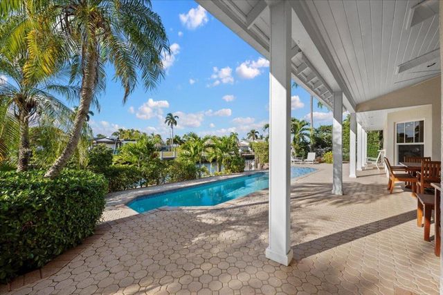 4231 NE 23rd Terrace, Lighthouse Point, FL 33064