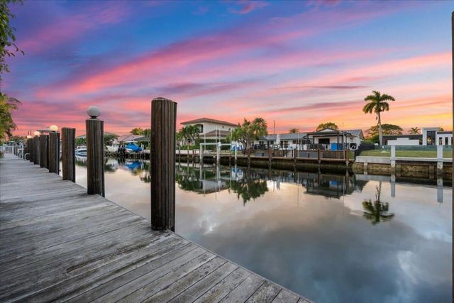 4231 NE 23rd Terrace, Lighthouse Point, FL 33064