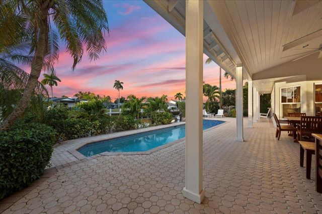 4231 NE 23rd Terrace, Lighthouse Point, FL 33064