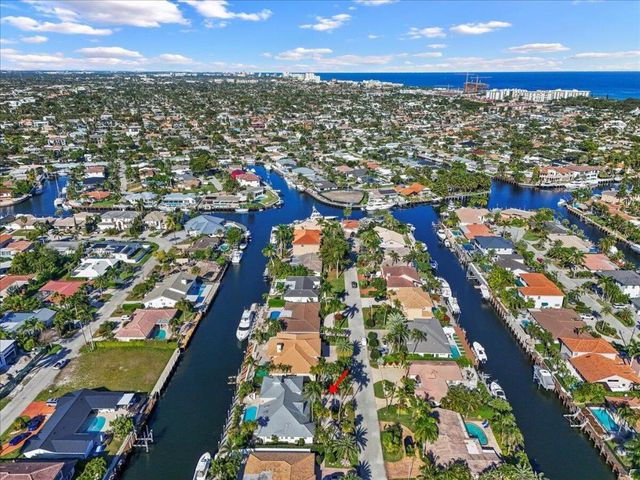 4231 NE 23rd Terrace, Lighthouse Point, FL 33064