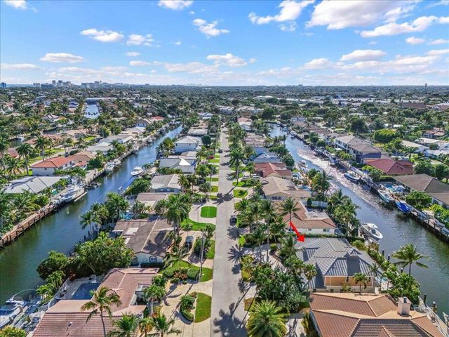 4231 NE 23rd Terrace, Lighthouse Point, FL 33064