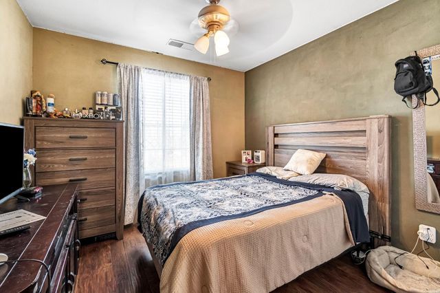 877 Sandra Avenue, Sanger, CA 93657