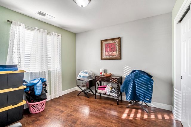 877 Sandra Avenue, Sanger, CA 93657