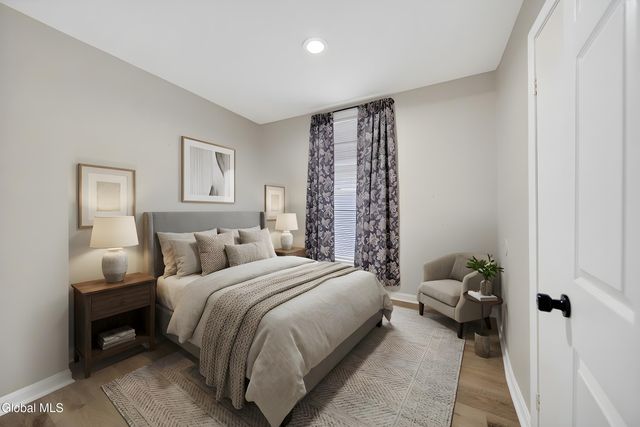 4 Daggett Terrace, Schenectady, NY 12307