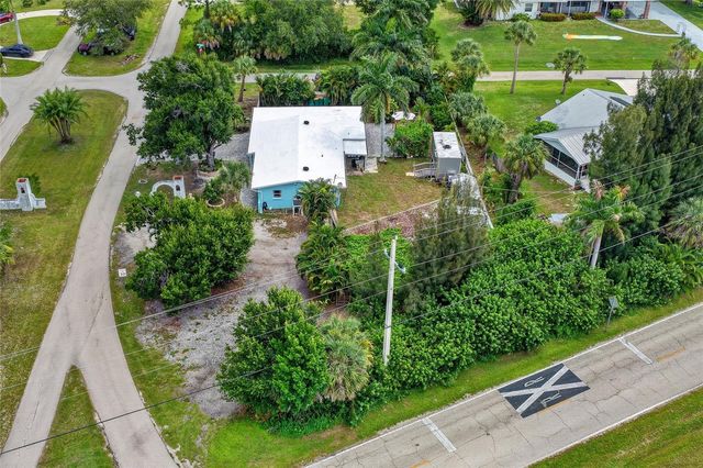 120 PEACE ISLAND DRIVE, Punta Gorda, FL 33950