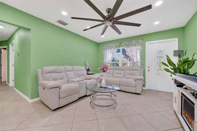 120 PEACE ISLAND DRIVE, Punta Gorda, FL 33950