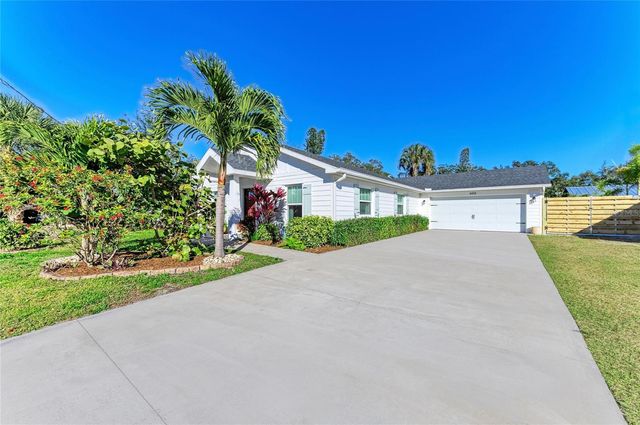 606 19TH AVENUE W, Palmetto, FL 34221