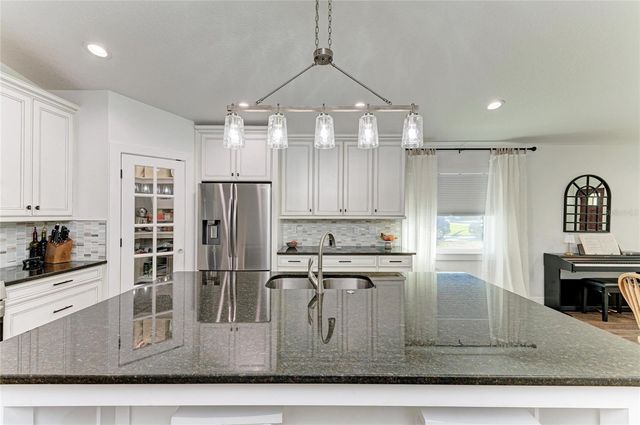 606 19TH AVENUE W, Palmetto, FL 34221