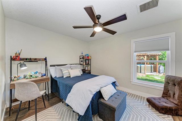 606 19TH AVENUE W, Palmetto, FL 34221