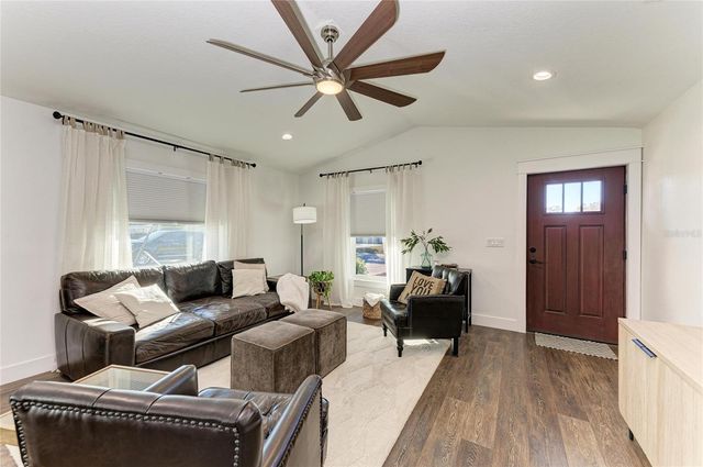 606 19TH AVENUE W, Palmetto, FL 34221