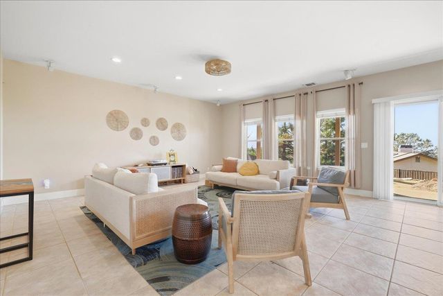 3100 Woodleigh Ln, Cameron Park, CA 95682