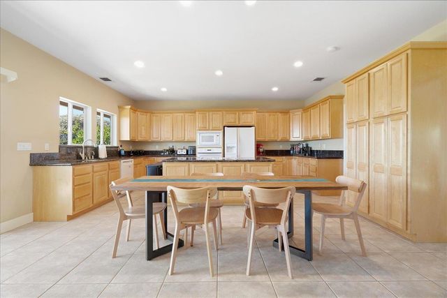 3100 Woodleigh Ln, Cameron Park, CA 95682