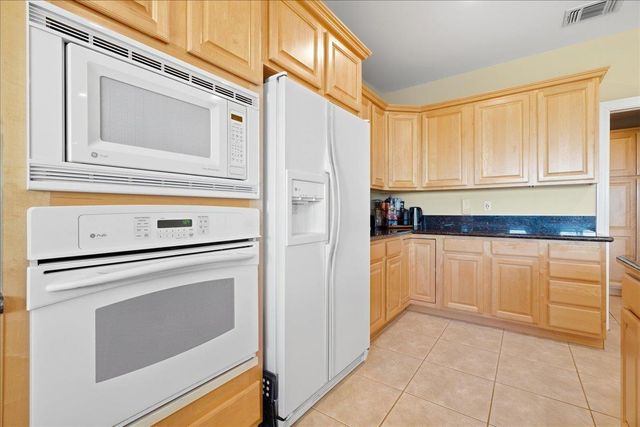 3100 Woodleigh Ln, Cameron Park, CA 95682