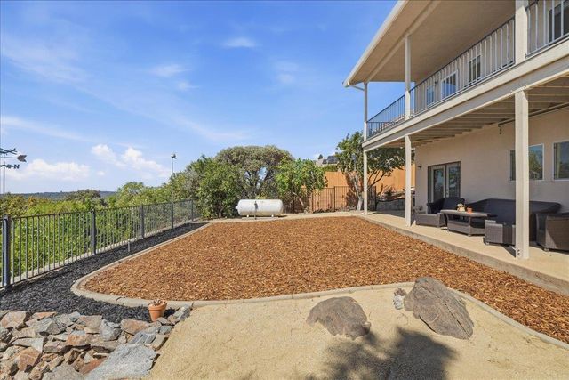 3100 Woodleigh Ln, Cameron Park, CA 95682