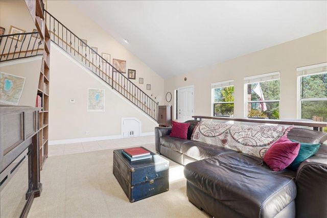 3100 Woodleigh Ln, Cameron Park, CA 95682