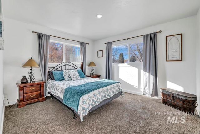 1930 Poplar Ave., Twin Falls, ID 83301