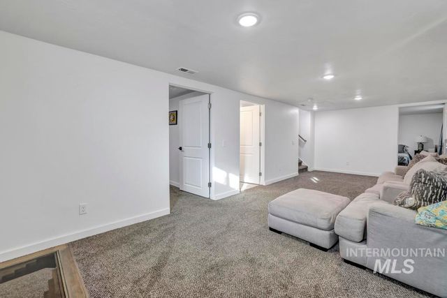 1930 Poplar Ave., Twin Falls, ID 83301