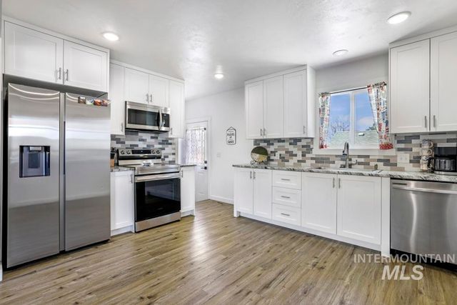 1930 Poplar Ave., Twin Falls, ID 83301