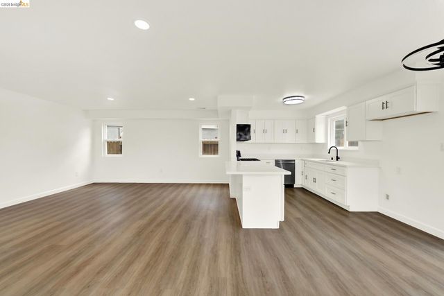 2764 10Th St, San Pablo, CA 94806