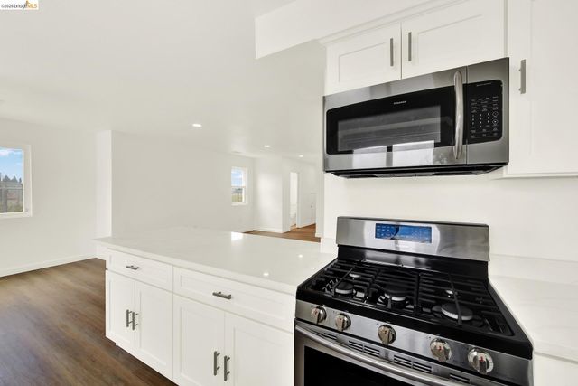 2764 10Th St, San Pablo, CA 94806