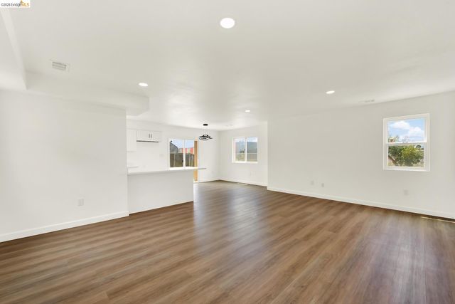 2764 10Th St, San Pablo, CA 94806