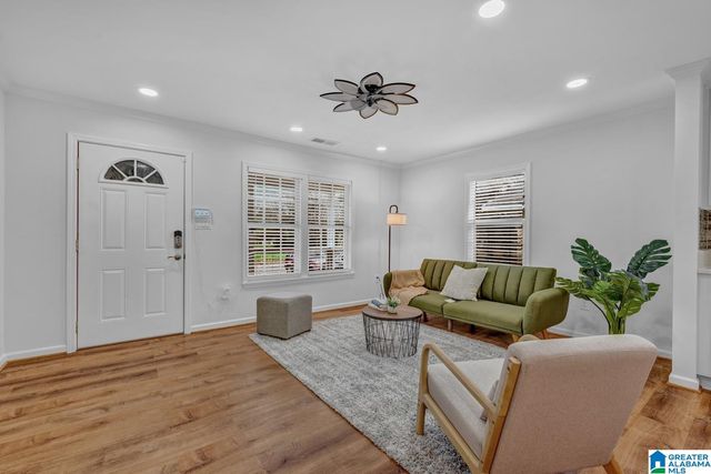 8621 DIVISION AVENUE, Birmingham, AL 35206