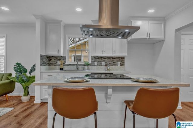 8621 DIVISION AVENUE, Birmingham, AL 35206