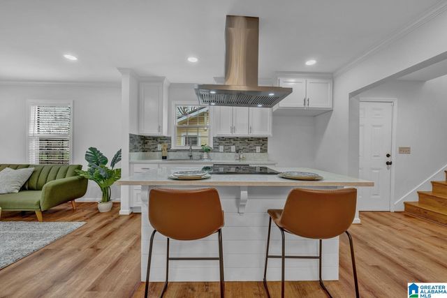 8621 DIVISION AVENUE, Birmingham, AL 35206